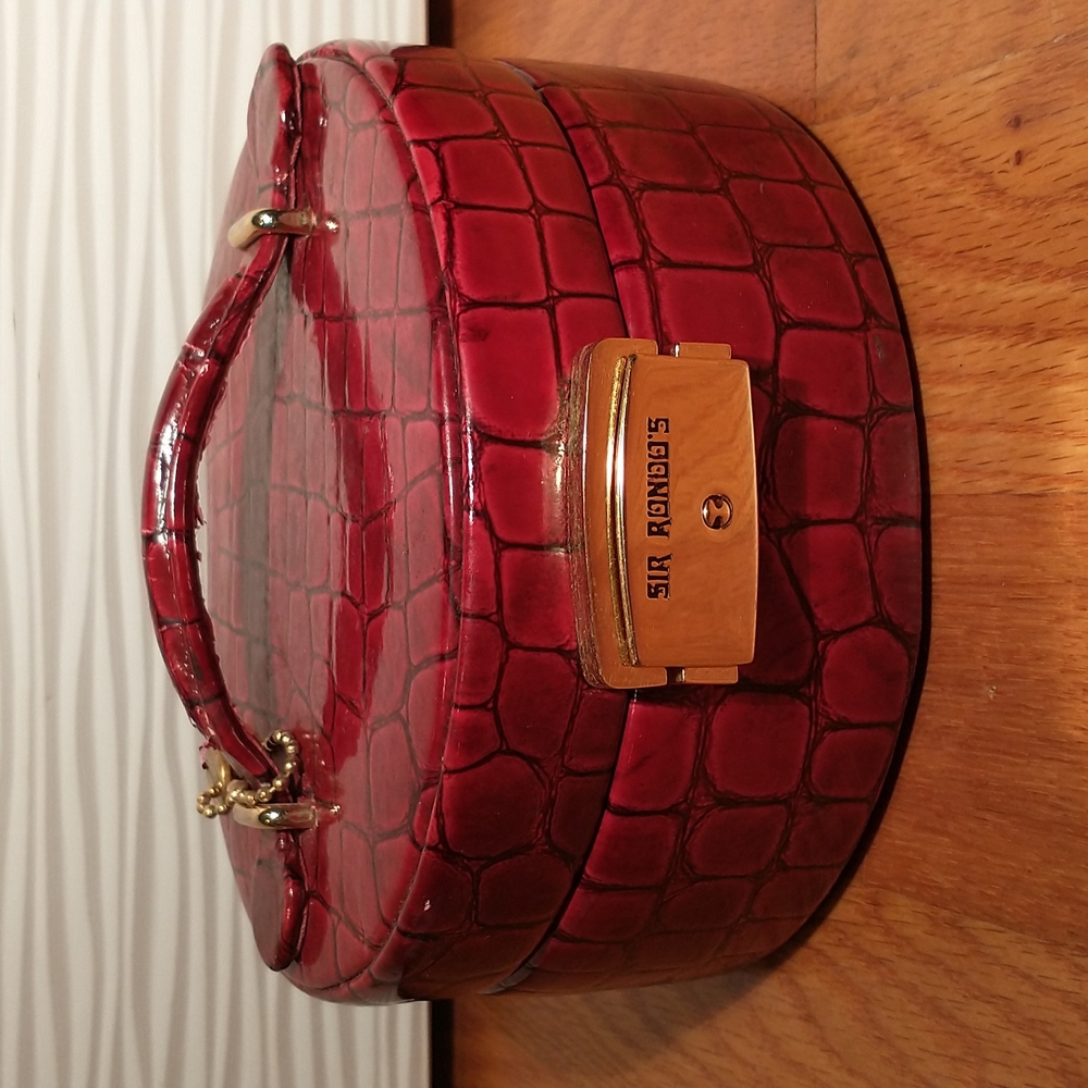 SIR RONDO'S ITALY MULTI COMPARTMENT TRAVEL JEWELRY BOX. 